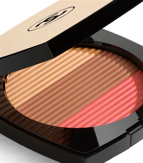 chanel face powder les beiges|chanel les beiges sunkissed.